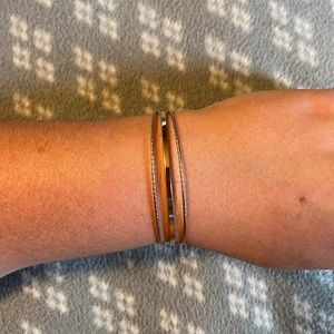 Simple gold bracelet